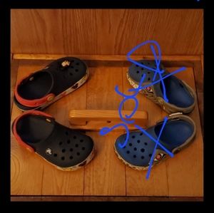 Mickey crocs size toddler 11